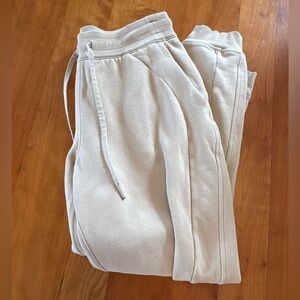 lululemon athletica Women's Scuba High-Rise Jogger